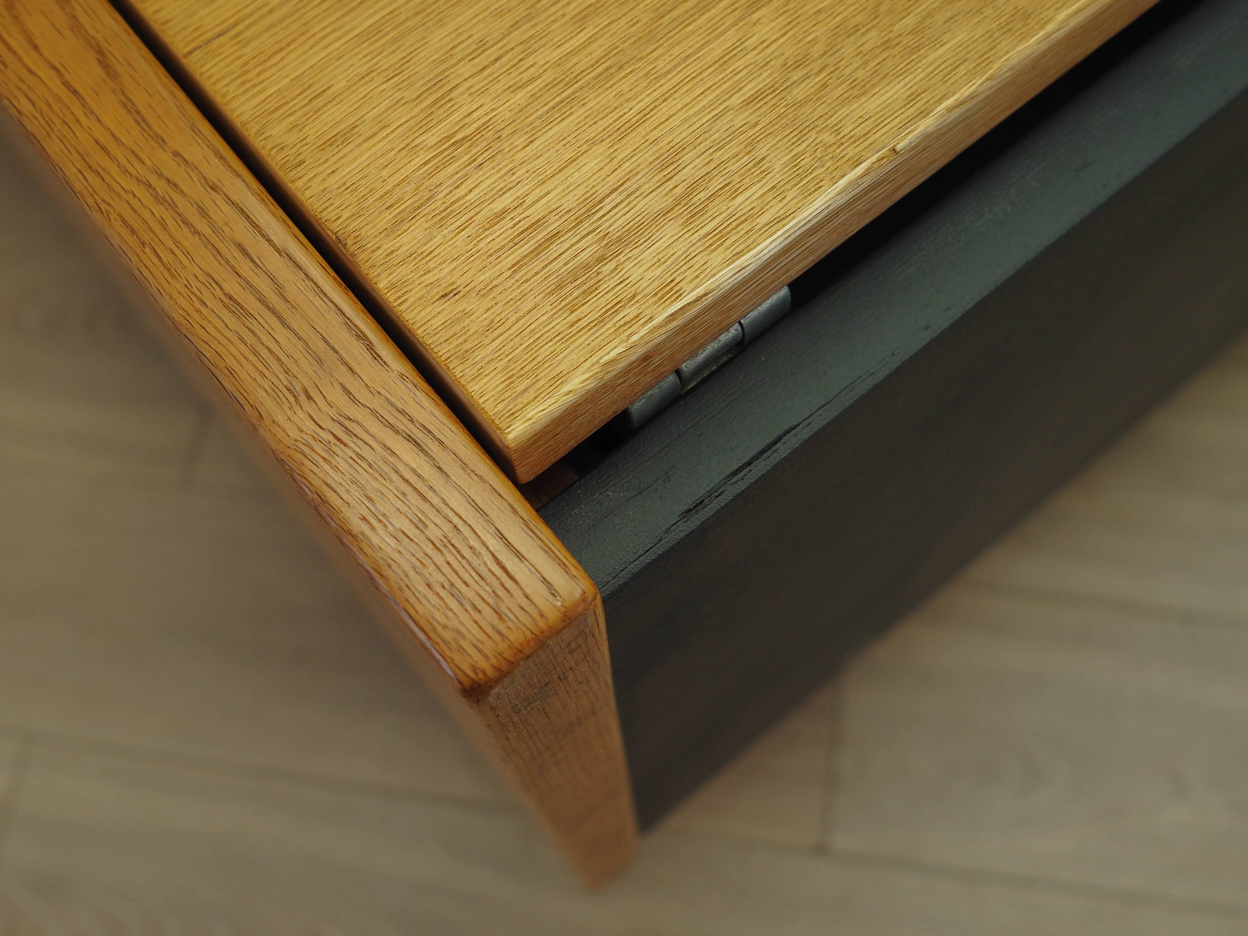 Canapé en chêne, design danois, années 1960, designer : Hans J. Wegner, fabricant : Get