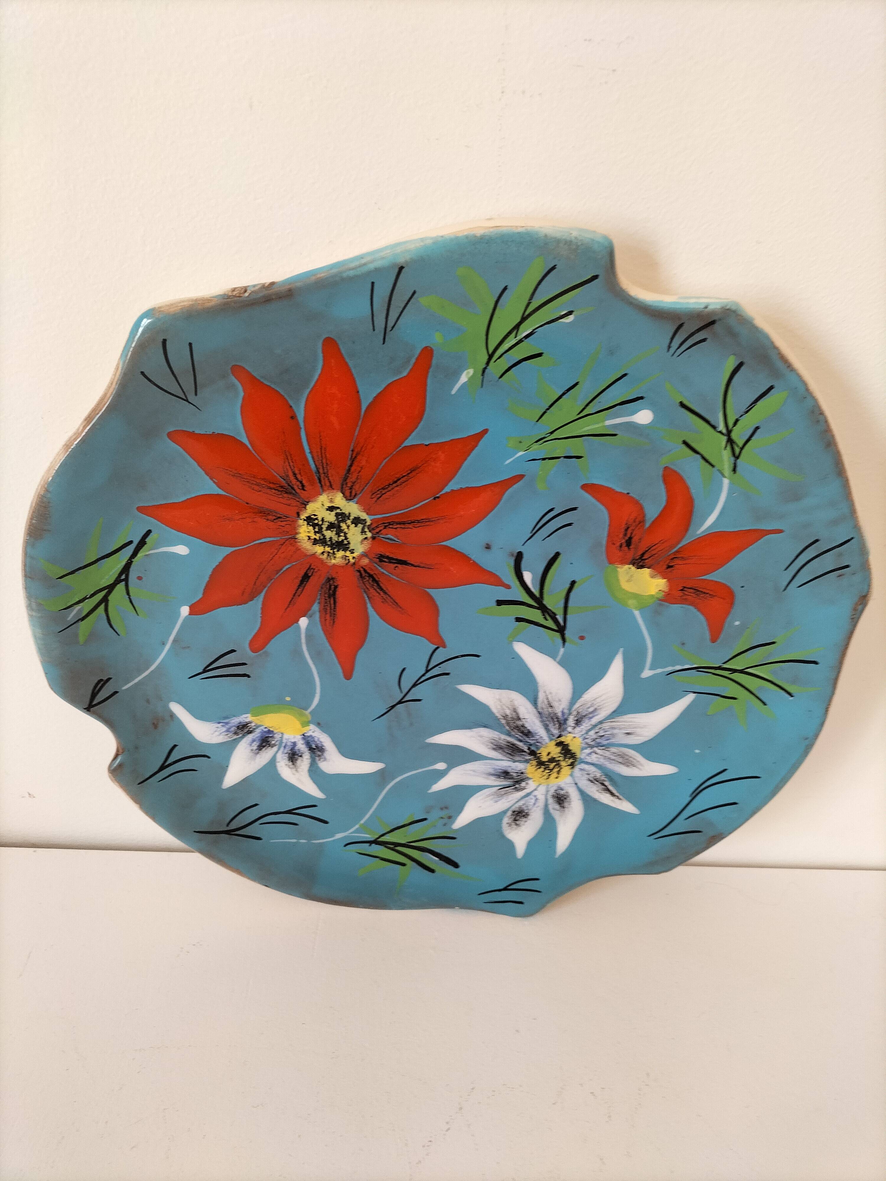 Glazed earthenware dish in the style of Bresse pottery