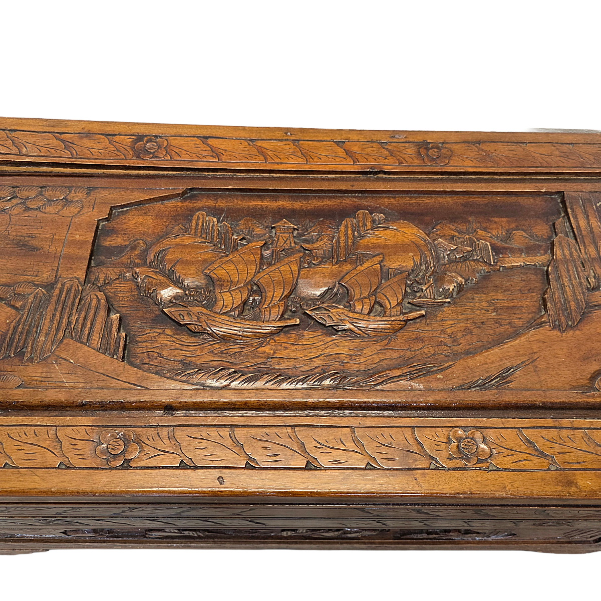 Vintage Chinese Camphor Wood Chest, 2nd half 1900s
