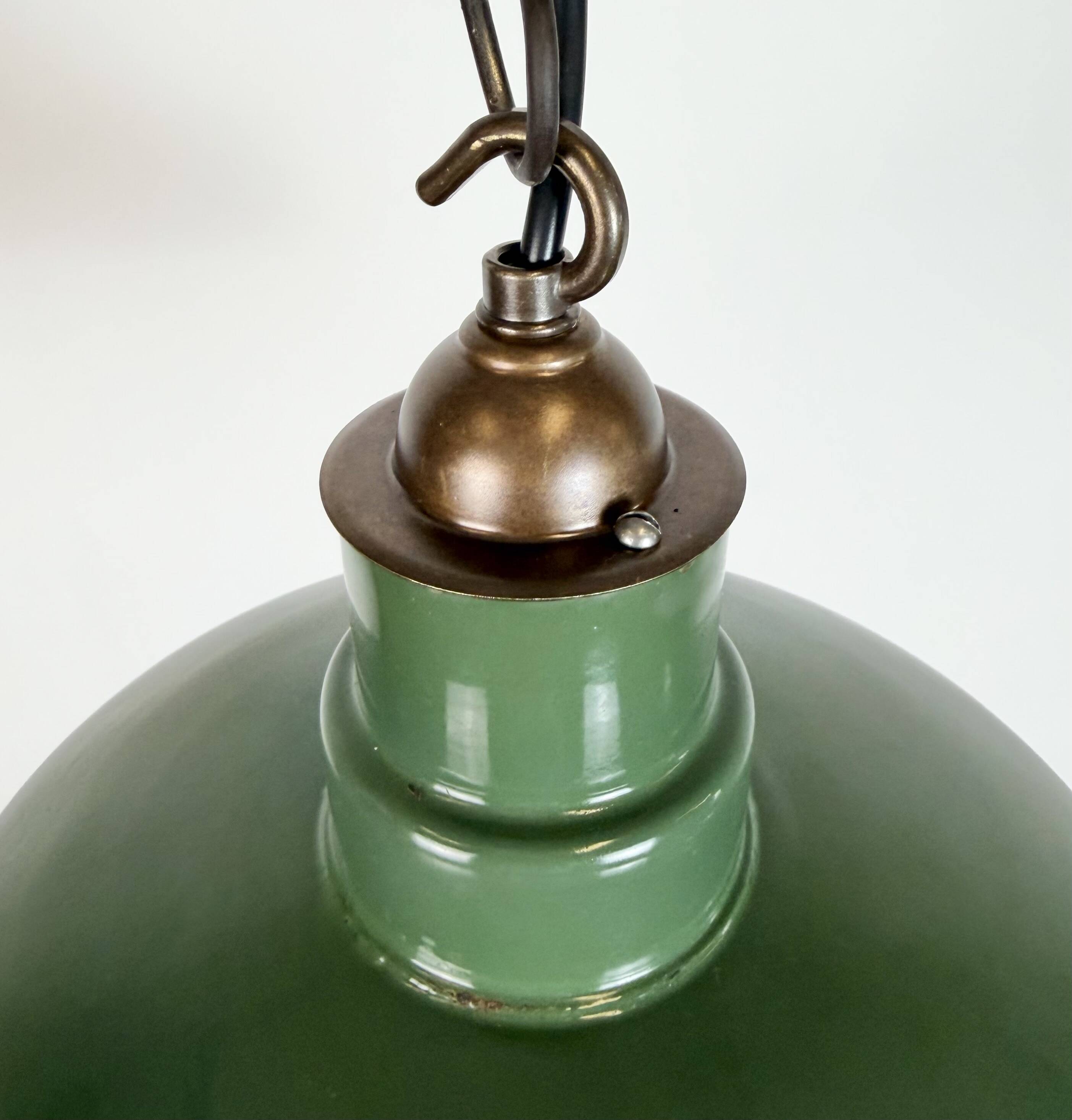 Industrial British Green Enamel Factory Pendant Lamp, 1960s