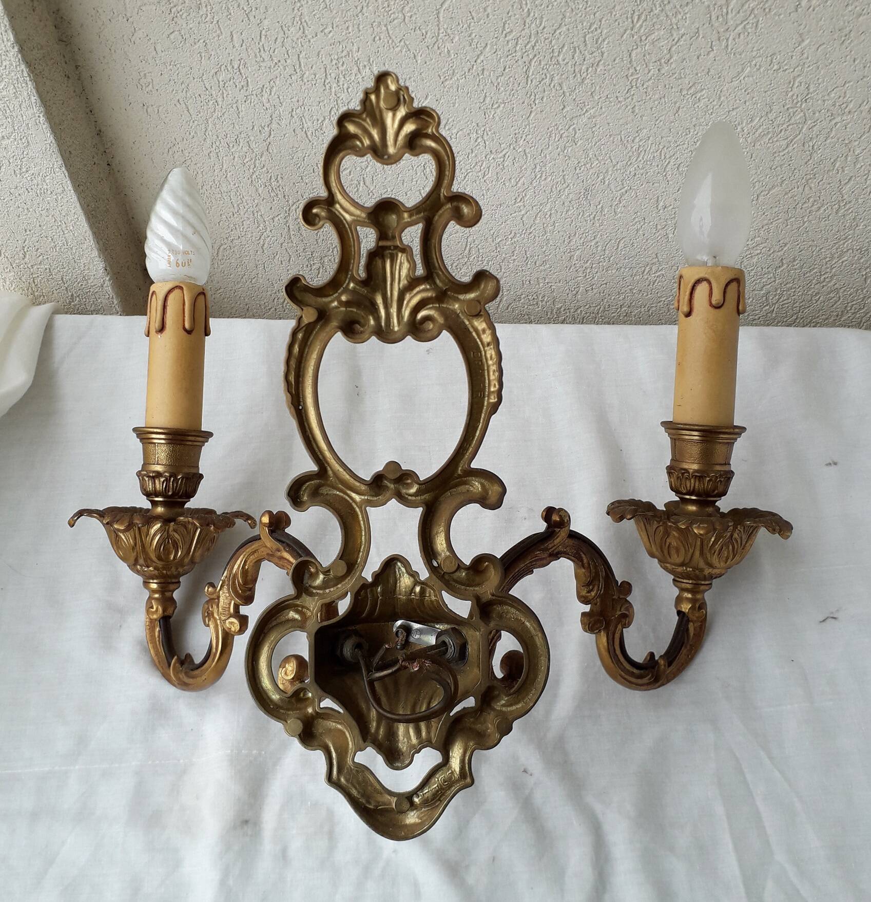 Bronze wall light
