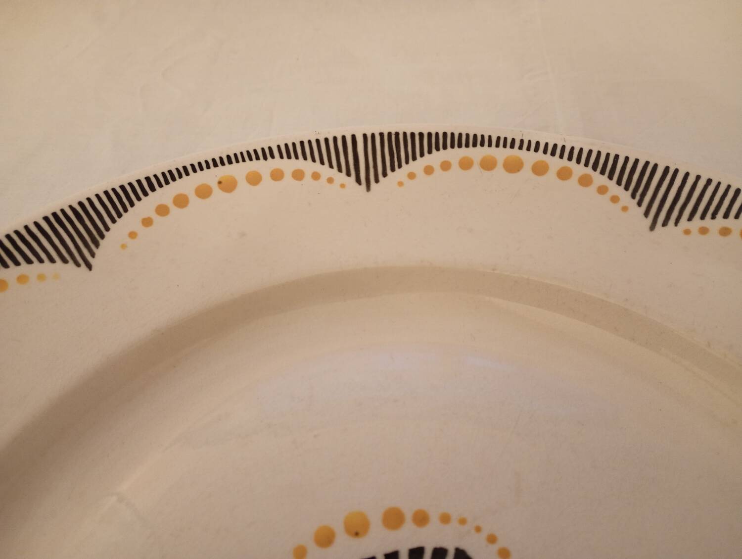 Large round dish Badonviller