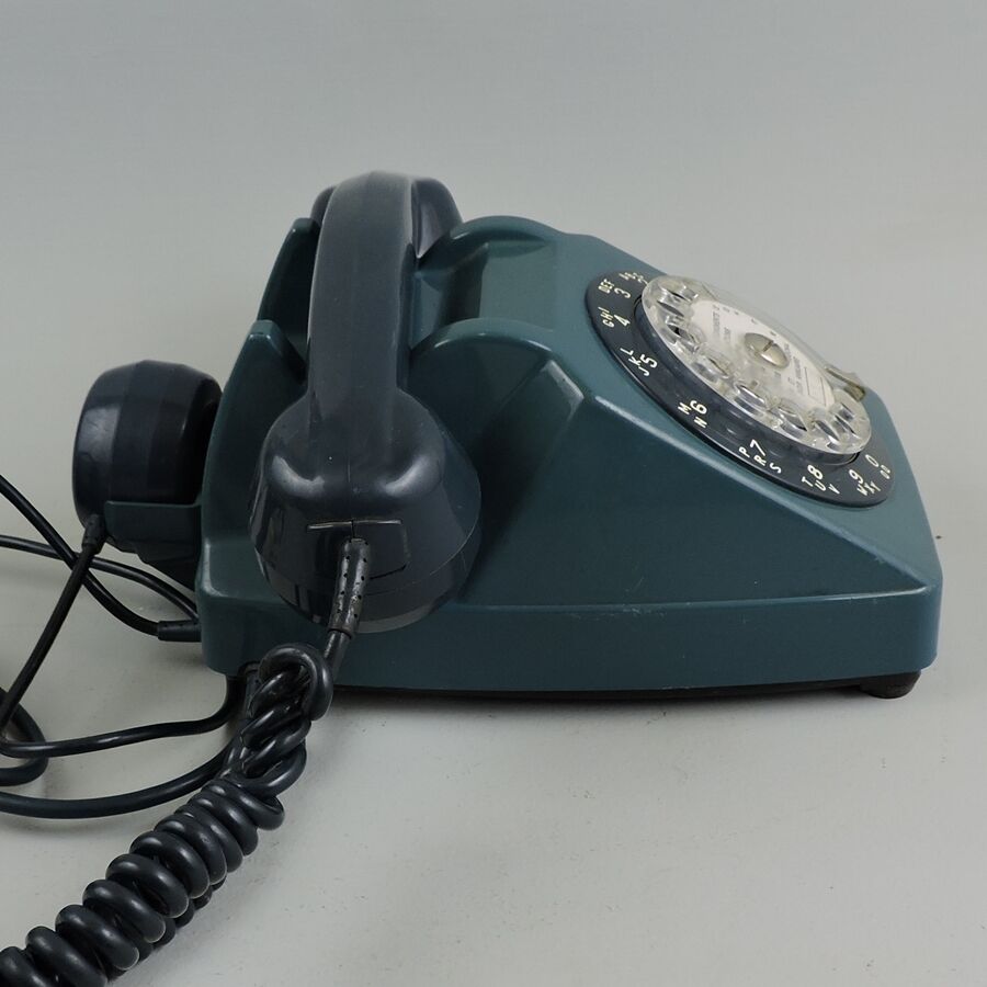 Telephone socotel to dial vintage Rotary s63 70s