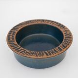 Mid-century modern Scandinavian pottery bowl "Granada" by Lisa Larsson