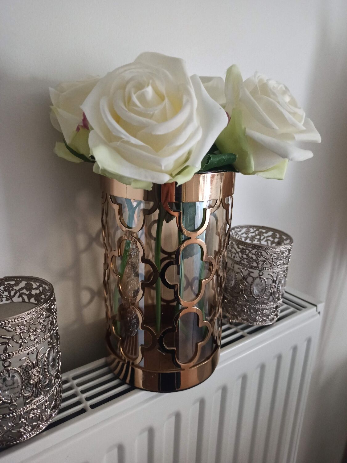 Quatrefoil gold metal vase