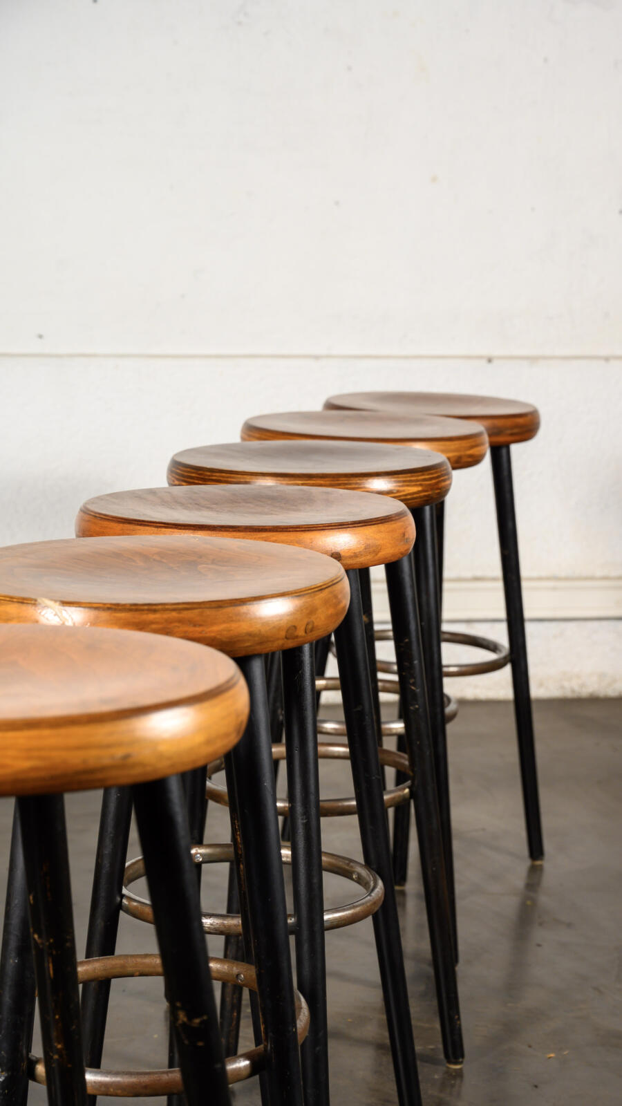 Tabouret de bar en bois et métal