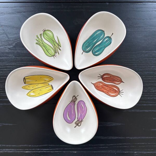Service de 5 coupelles décor légumes