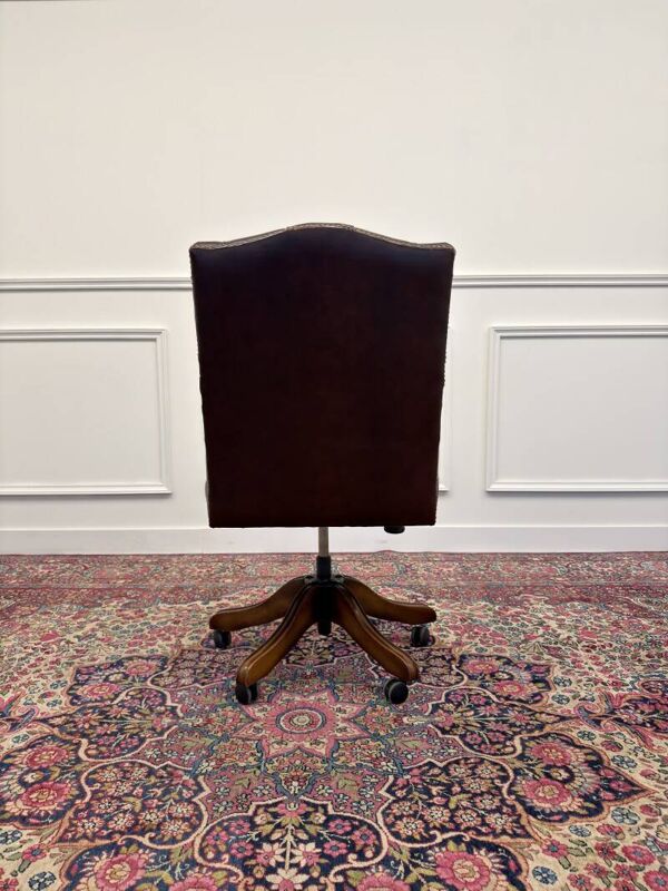 Chaise de bureau Chesterfield anglaise Oxblood