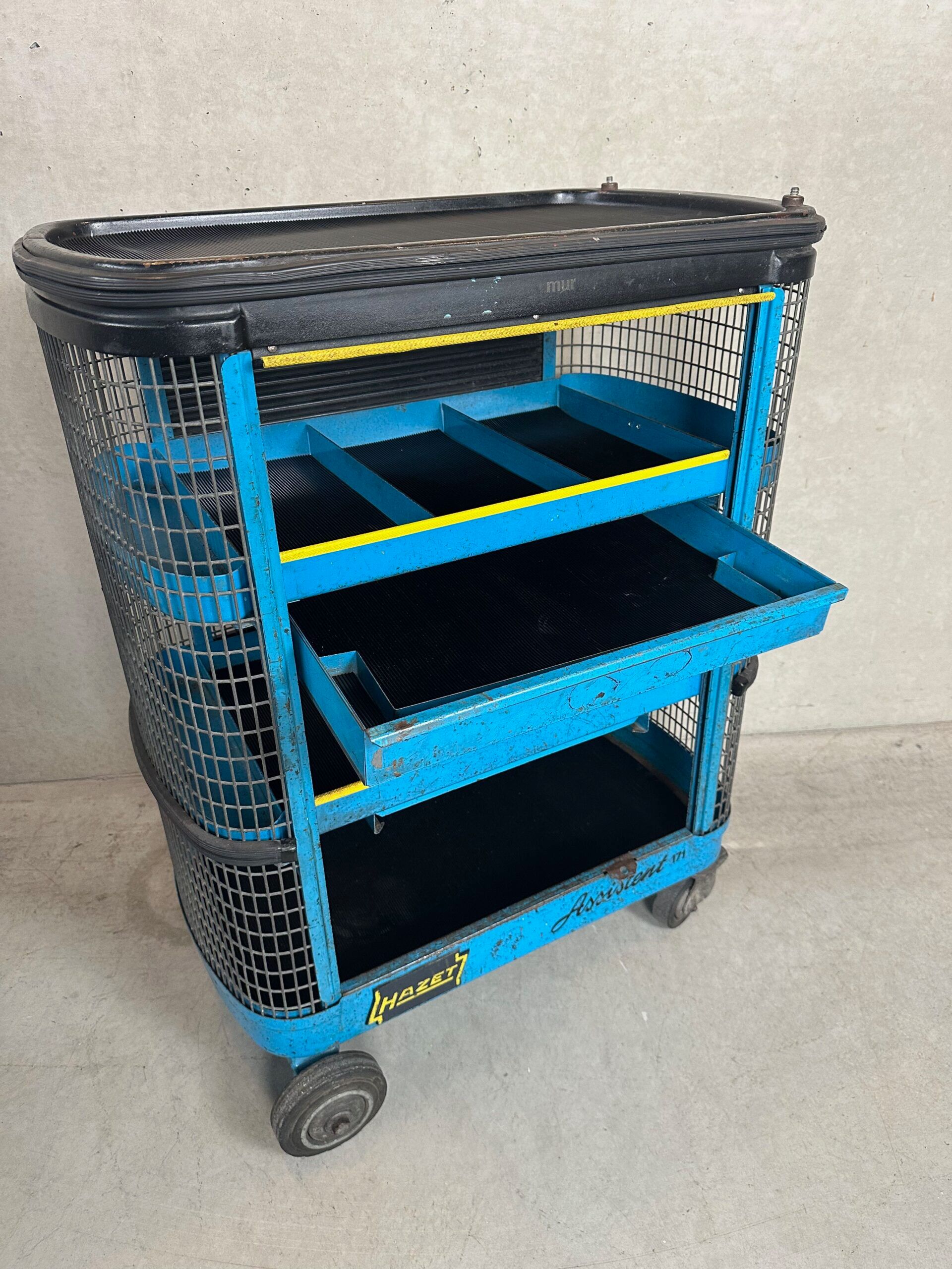 Vintage industrial trolley 'Hazet Assistent' + Rademacher lamp