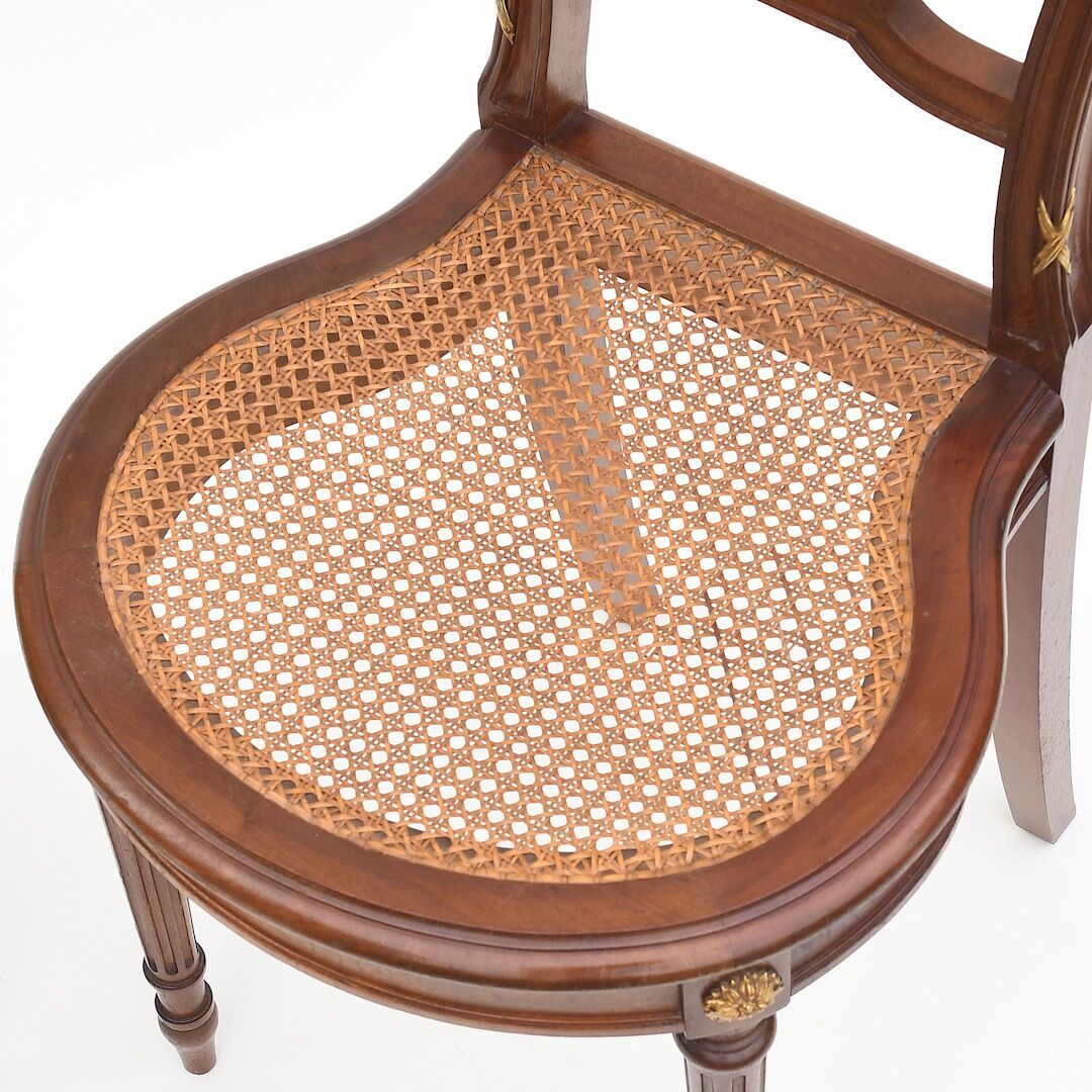 Paire de chaises d'époque 1900 de style Louis XVI