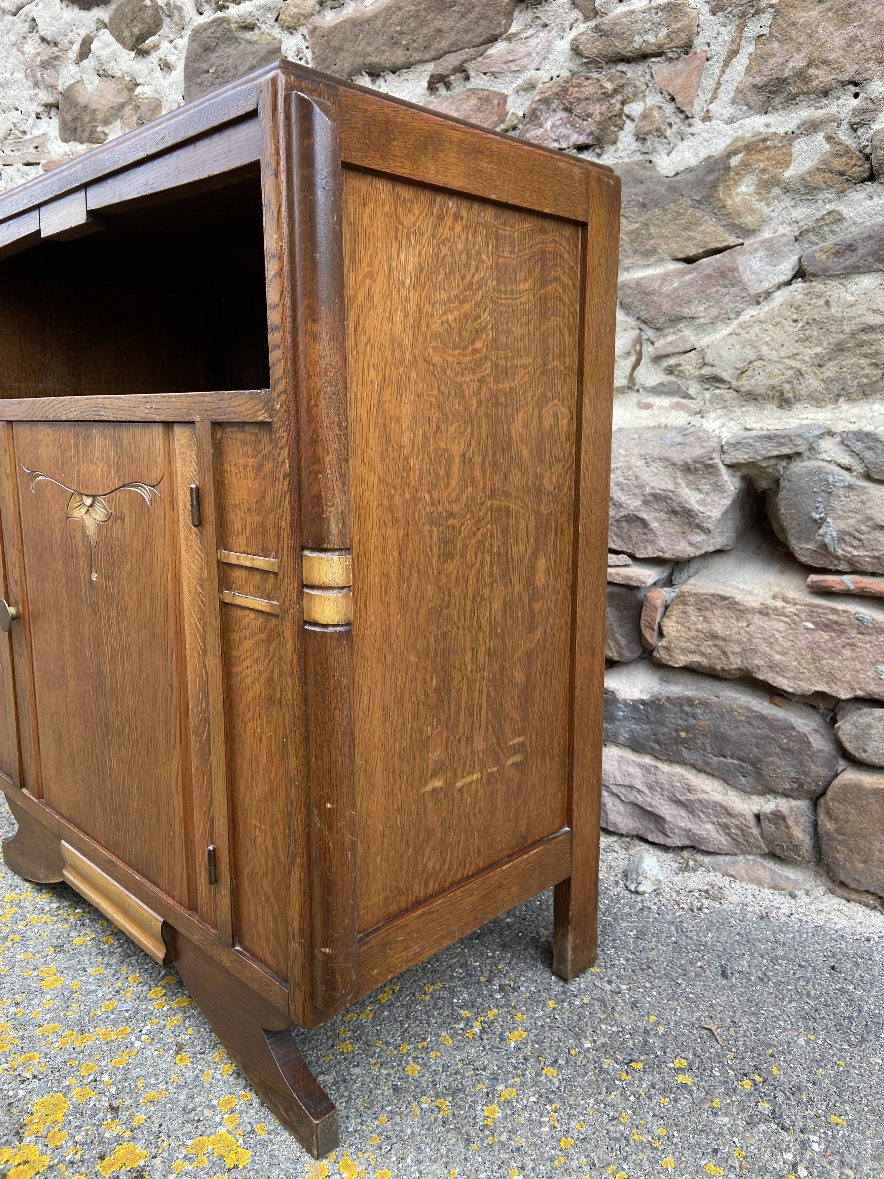 small Art Deco Parisian mid-century vintage 1950 oak sideboard with backsplash