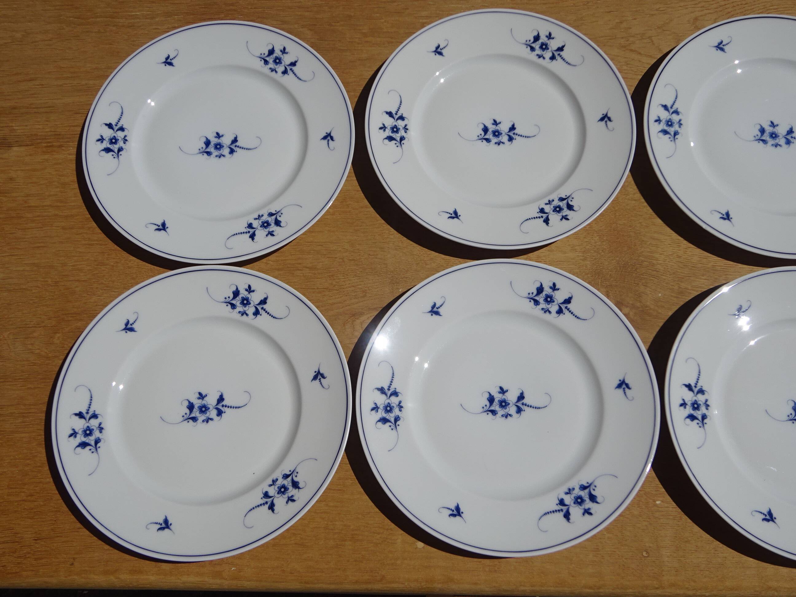 Dessert service, 13 pieces in Limoges porcelain, Bernardaud