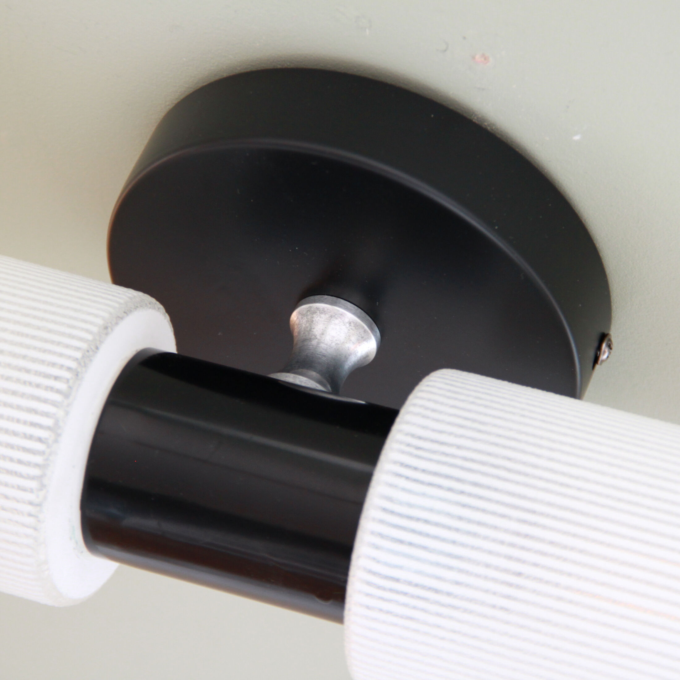 Applique en verre et métal noir vintage années 70