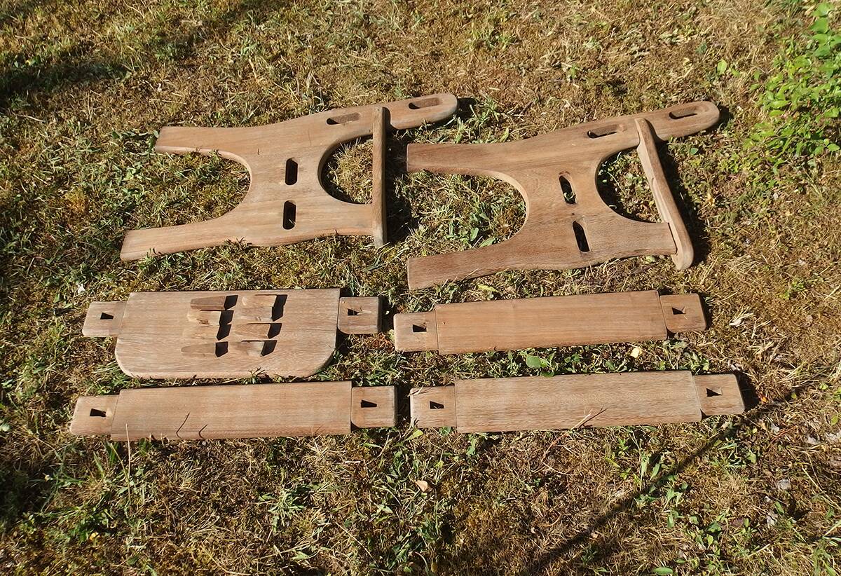 Pair of removable garden armchairs