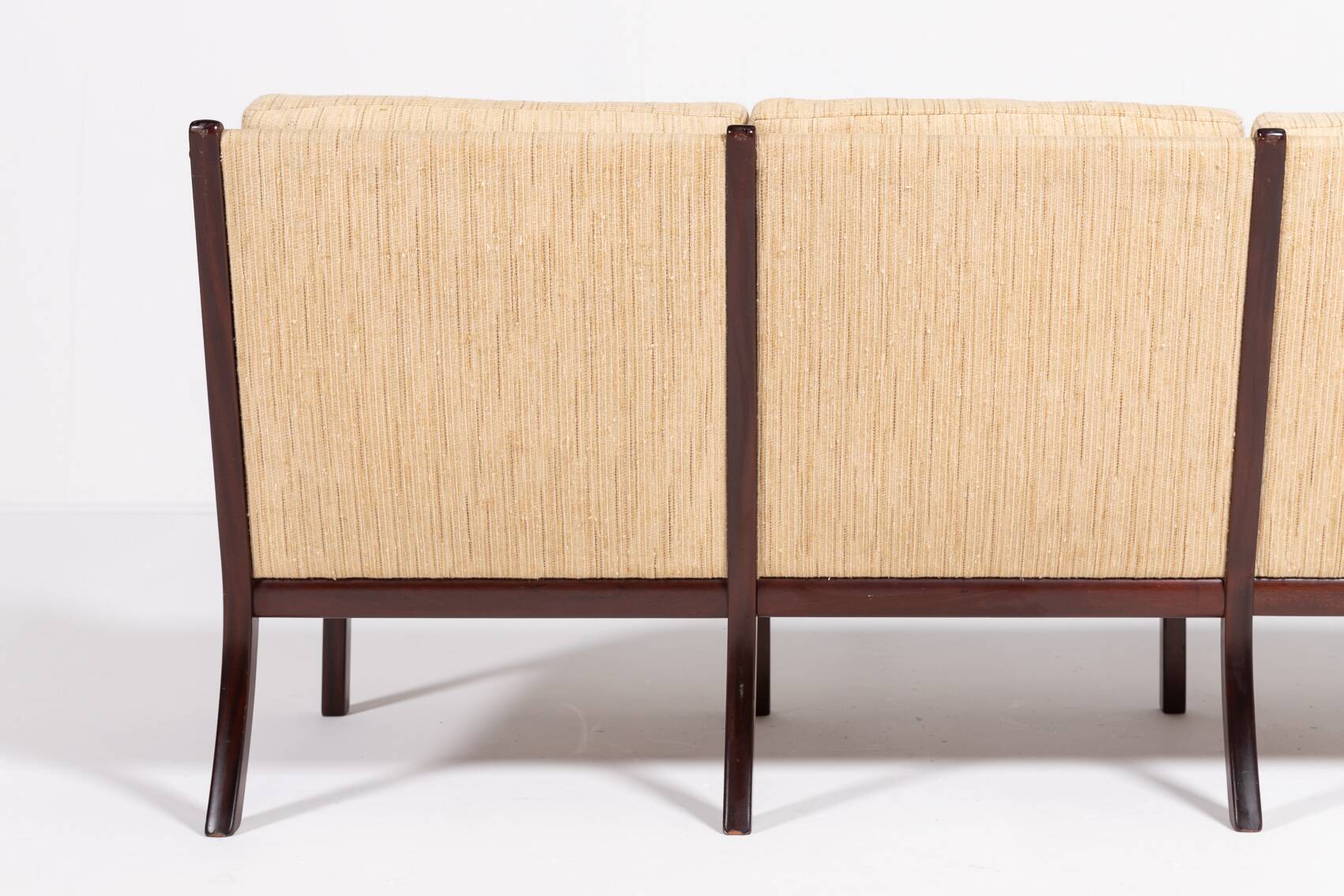 Canapé 3 places par Ole Wanscher pour P. Jeppensen, Danemark années 1960