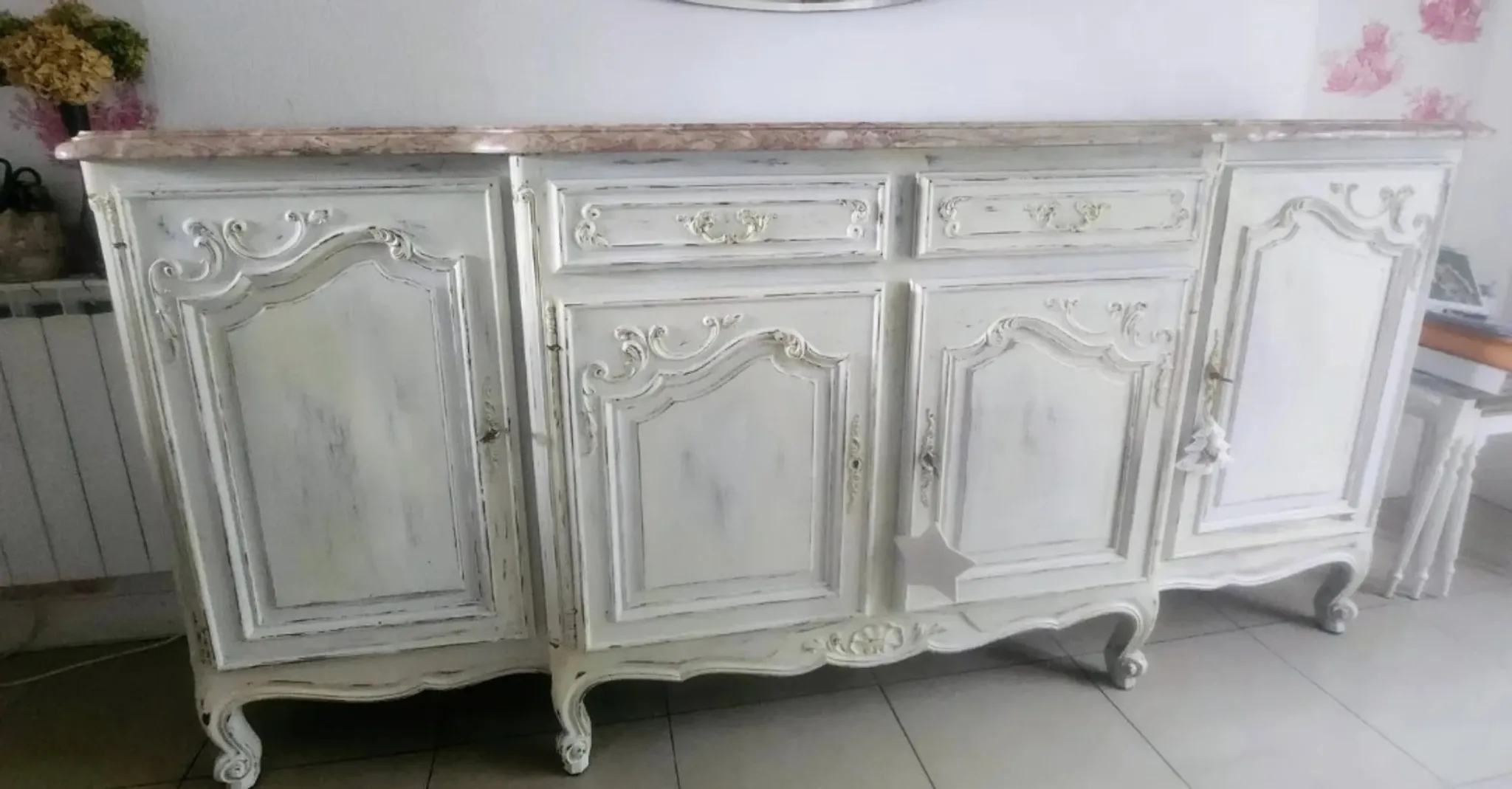 Magnificent mahogany enfilade in Regency style.