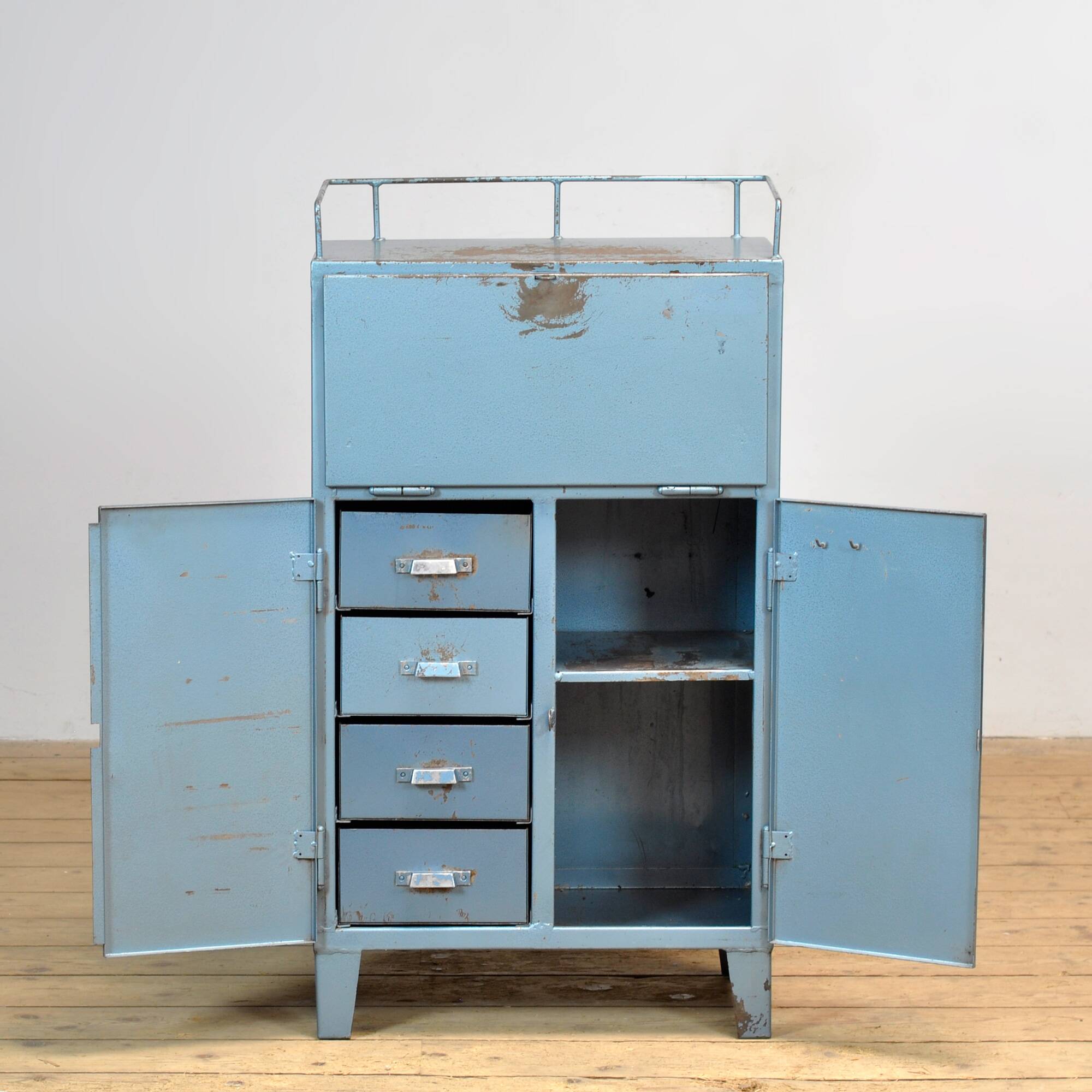 Industrial four-drawer cabinet from the 1970s