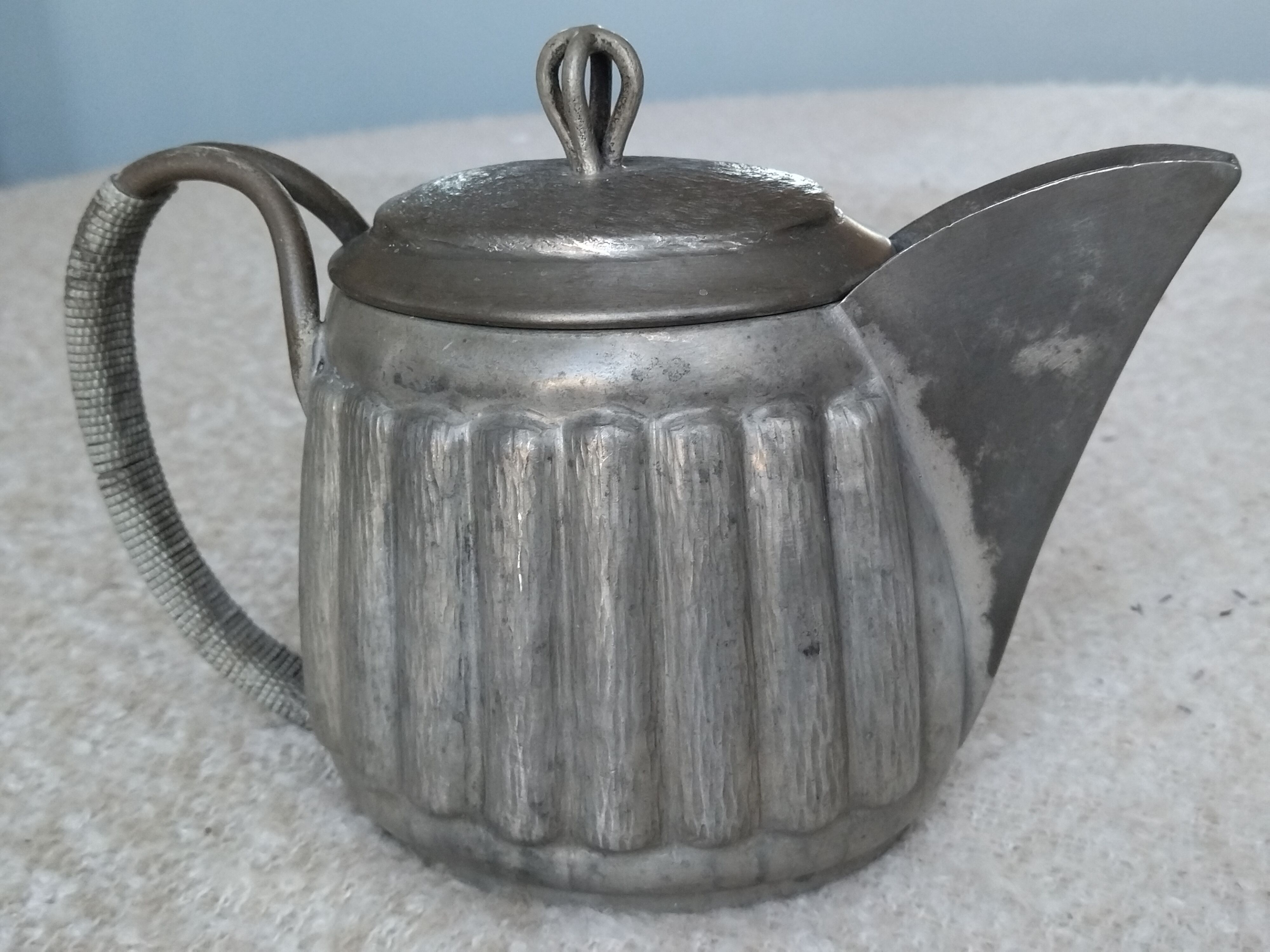 Art deco objects in their art tin juices