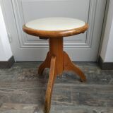 Screw stool