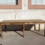 Table with 6 legs, furniture of trade