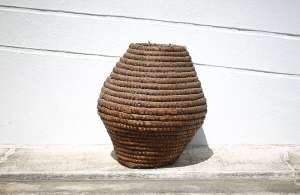 Panier ancien, bourgne paille et ronce, panier tressé, décoration intérieur