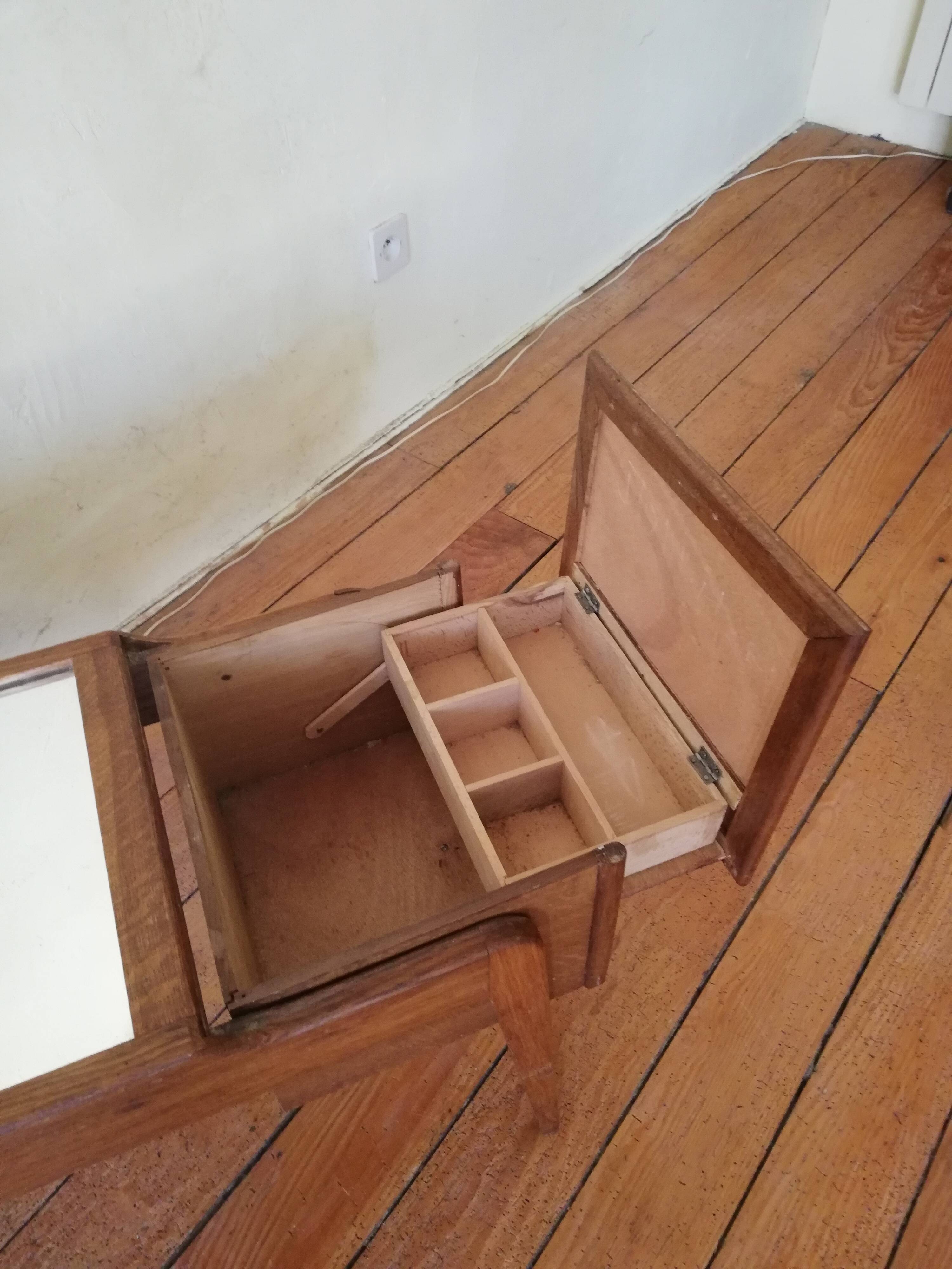 Mirror sewing furniture