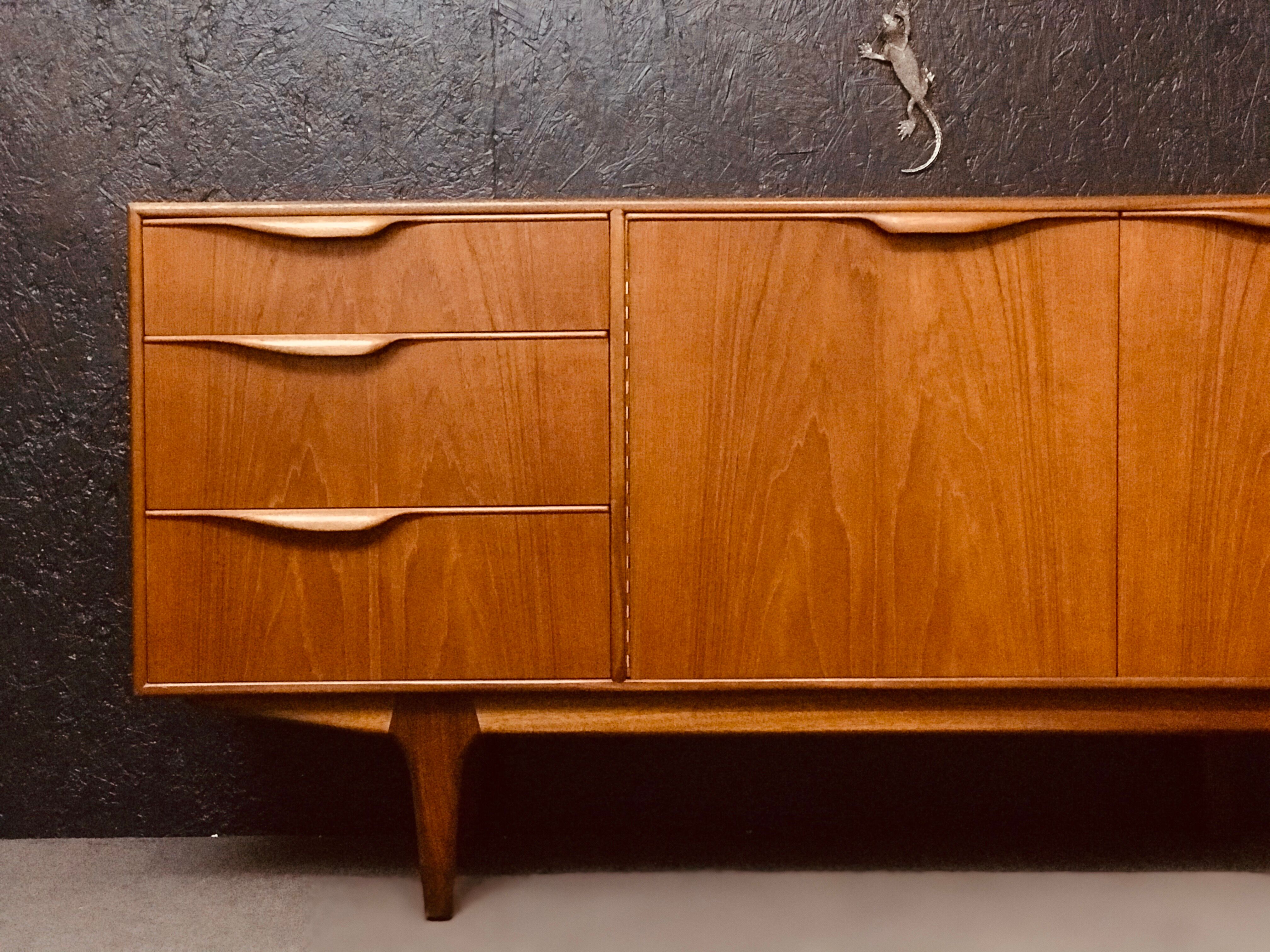 Enfilade en teck Mcintosh, collection Moy