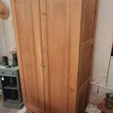Armoire vintage