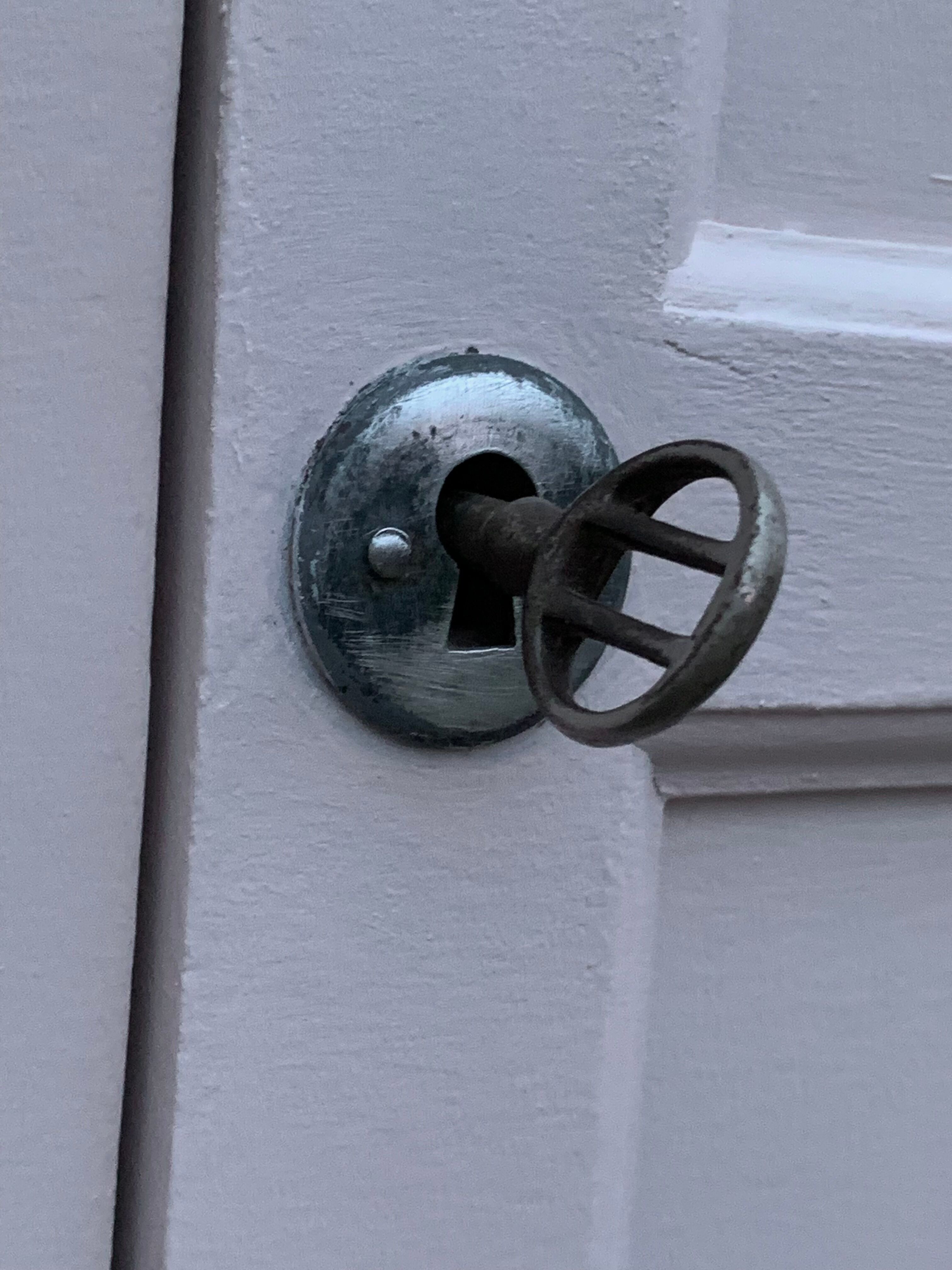 Parisian wardrobe, nude pink, 1940.