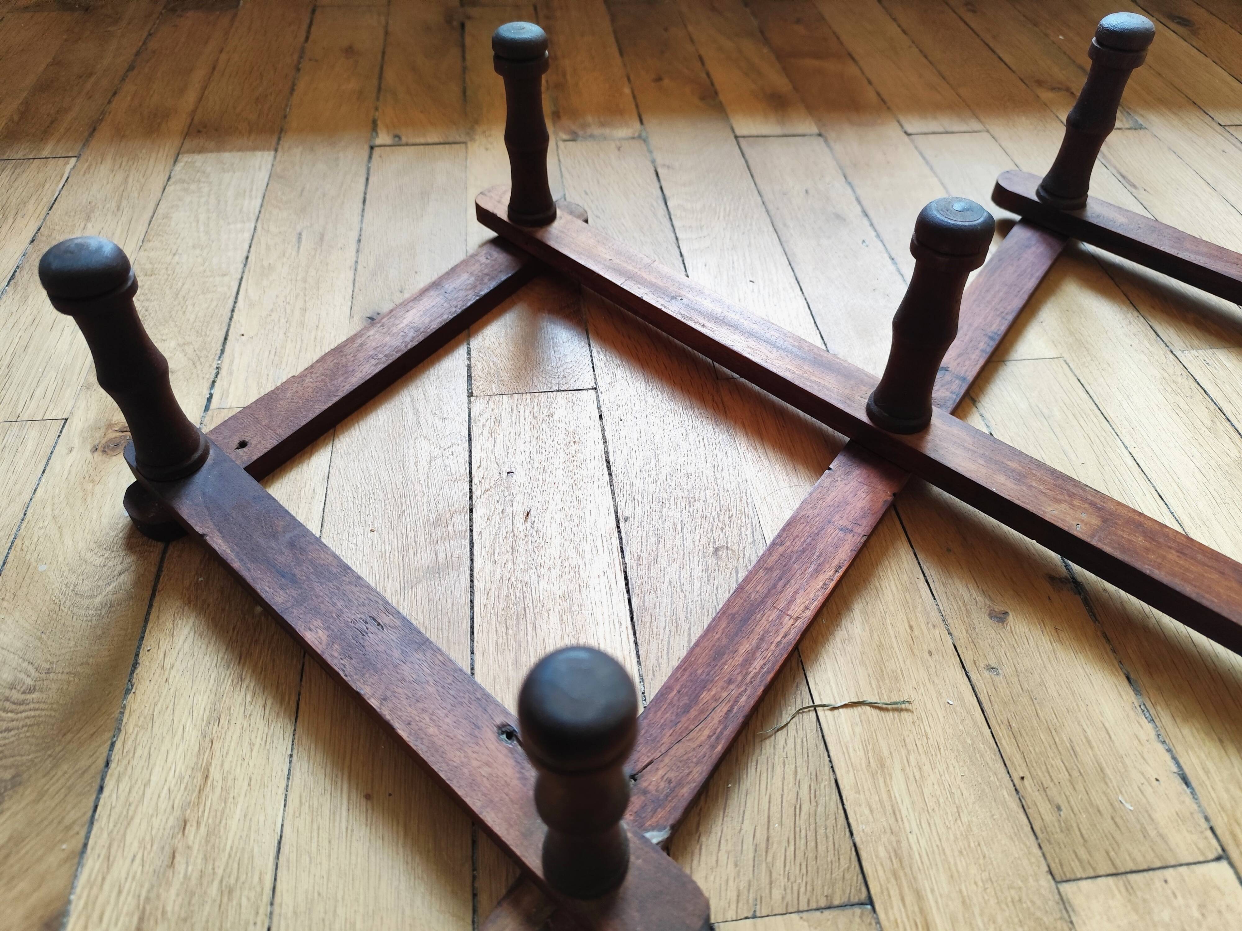 Old telescopic wooden wall coat rack - 10 accordion hook coat rack