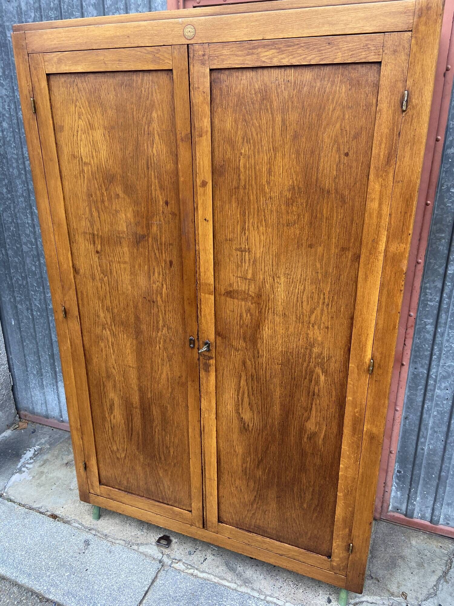 Mid century mullca type school cabinet by the manufacturer delagrave 60s-70s