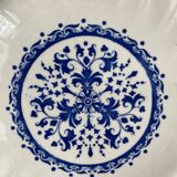 Set of 8 nineteenth century earthenware plates from Gien