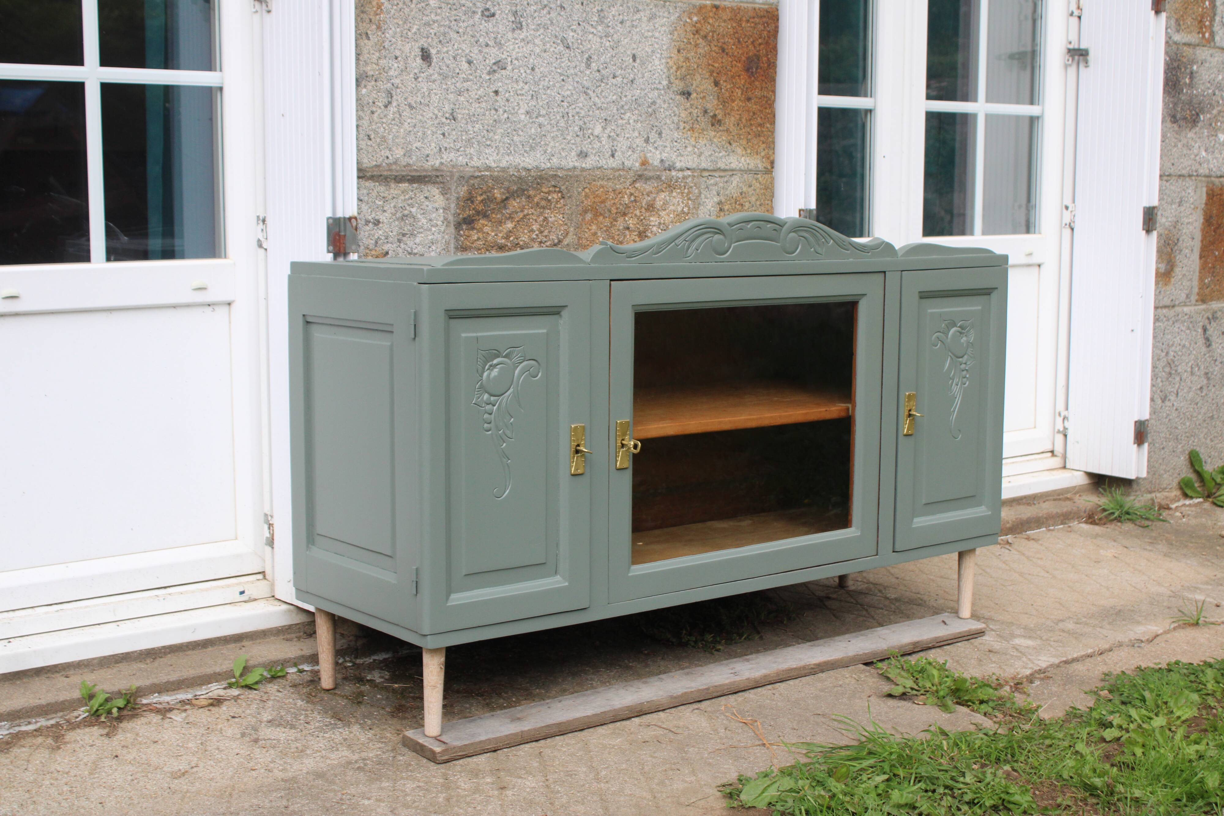 Renovated vintage sideboard with khaki paint – Haussmann chic & bohemian style