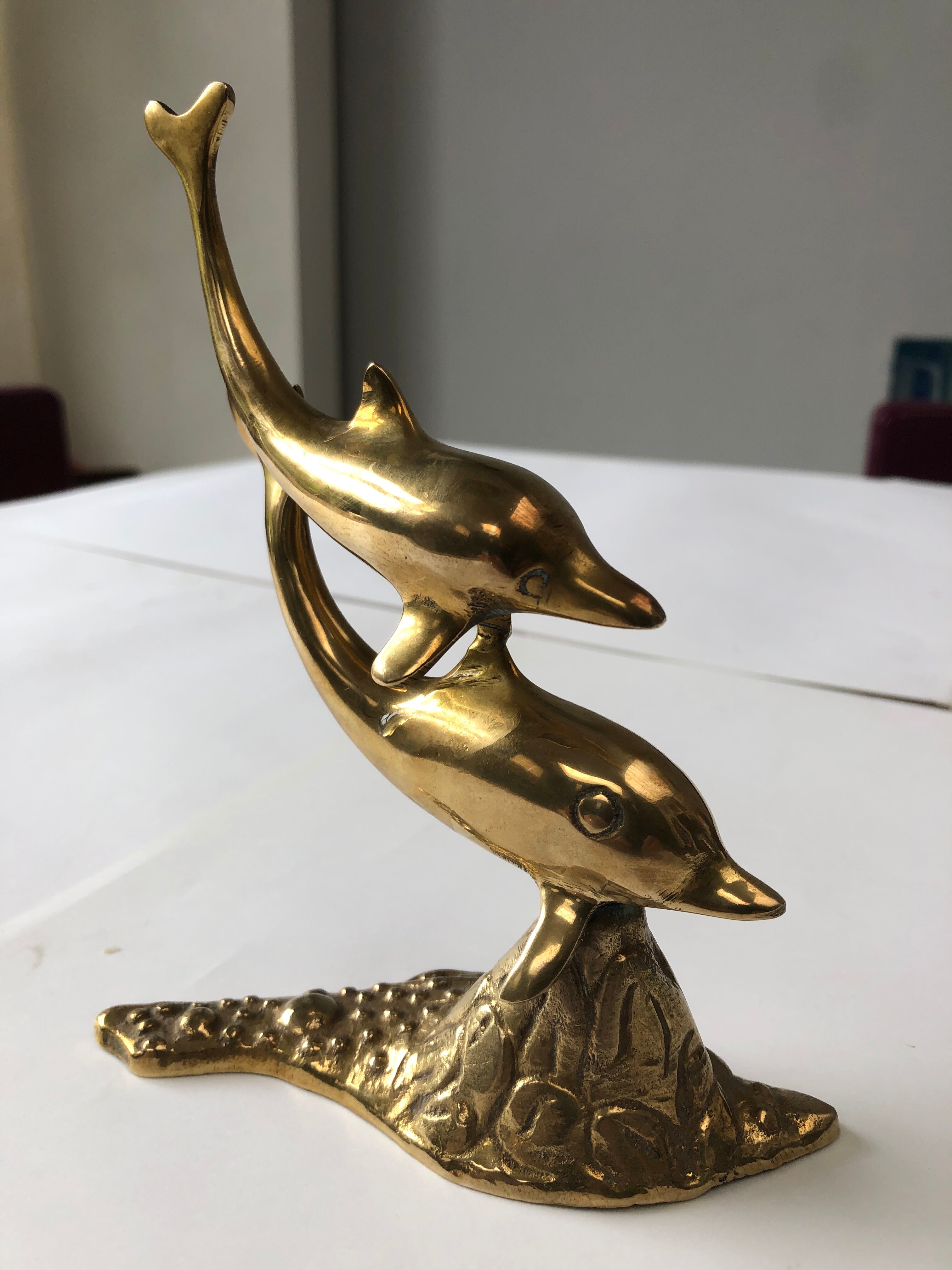 Dauphins en laiton
