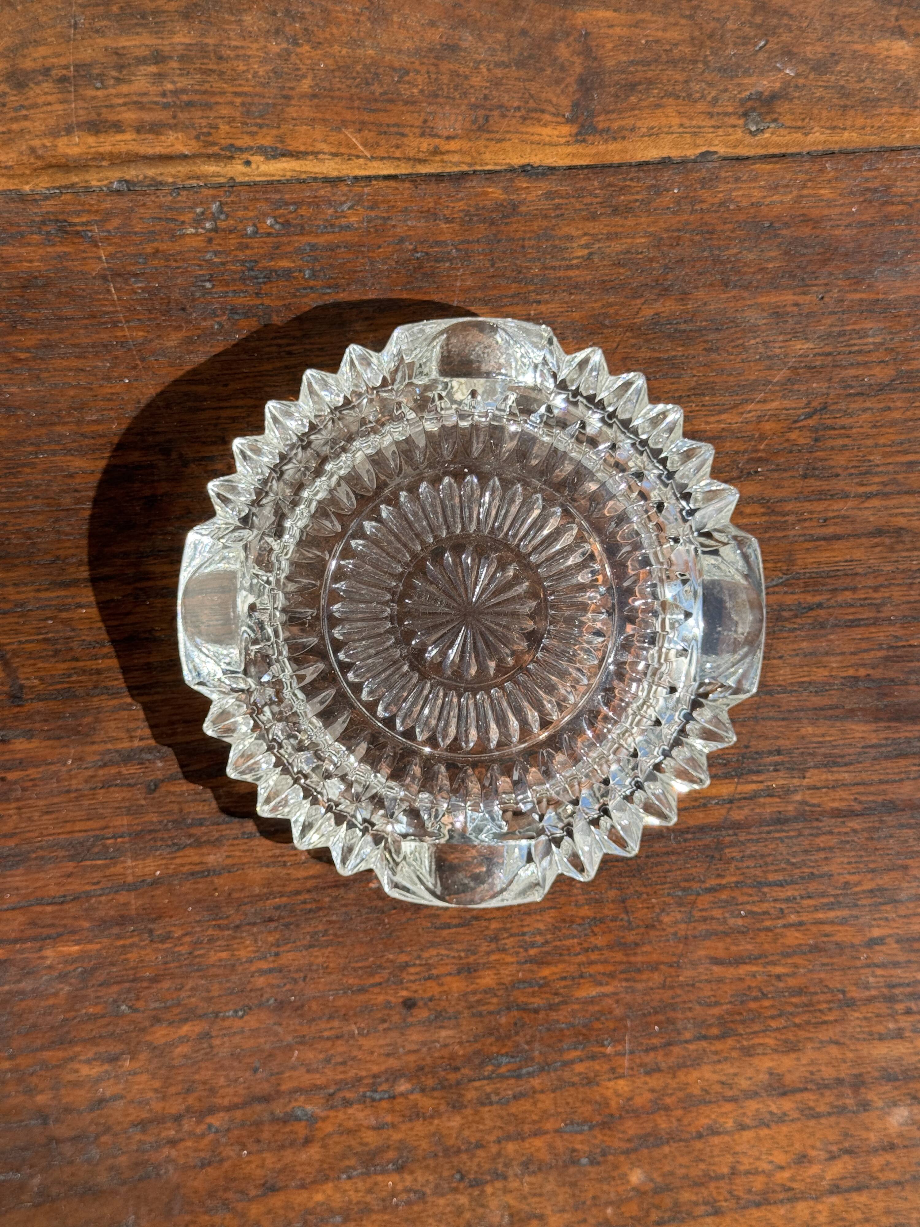 Classic glass ashtray with rose design and cigarette holder D13
