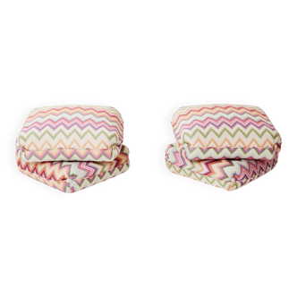 Pair of poufs