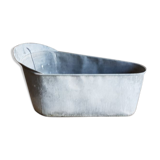 Zinc bathtub