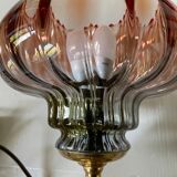 Brass foot tulip lamp