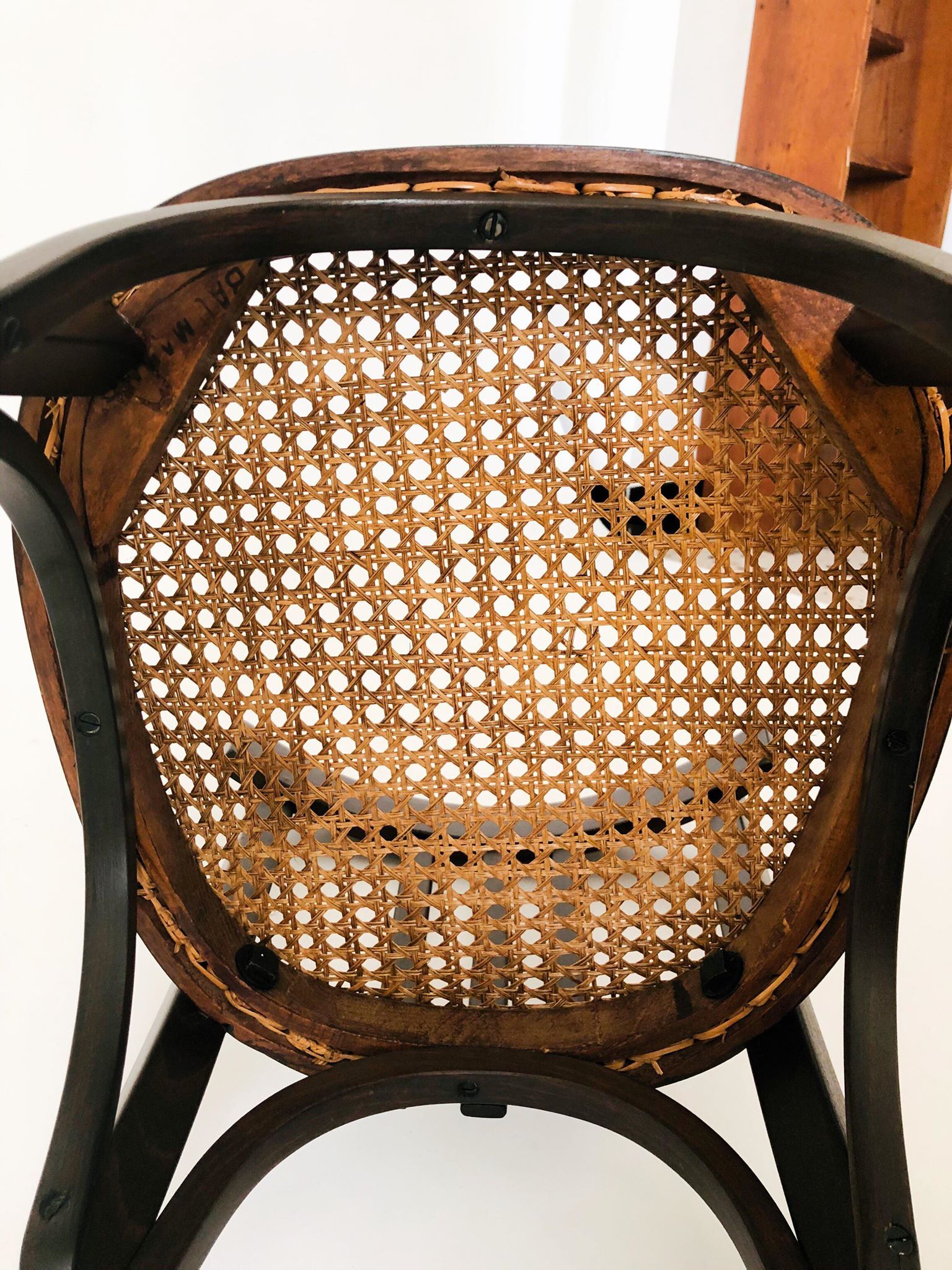 Chaise bistro cannage signée Baumann