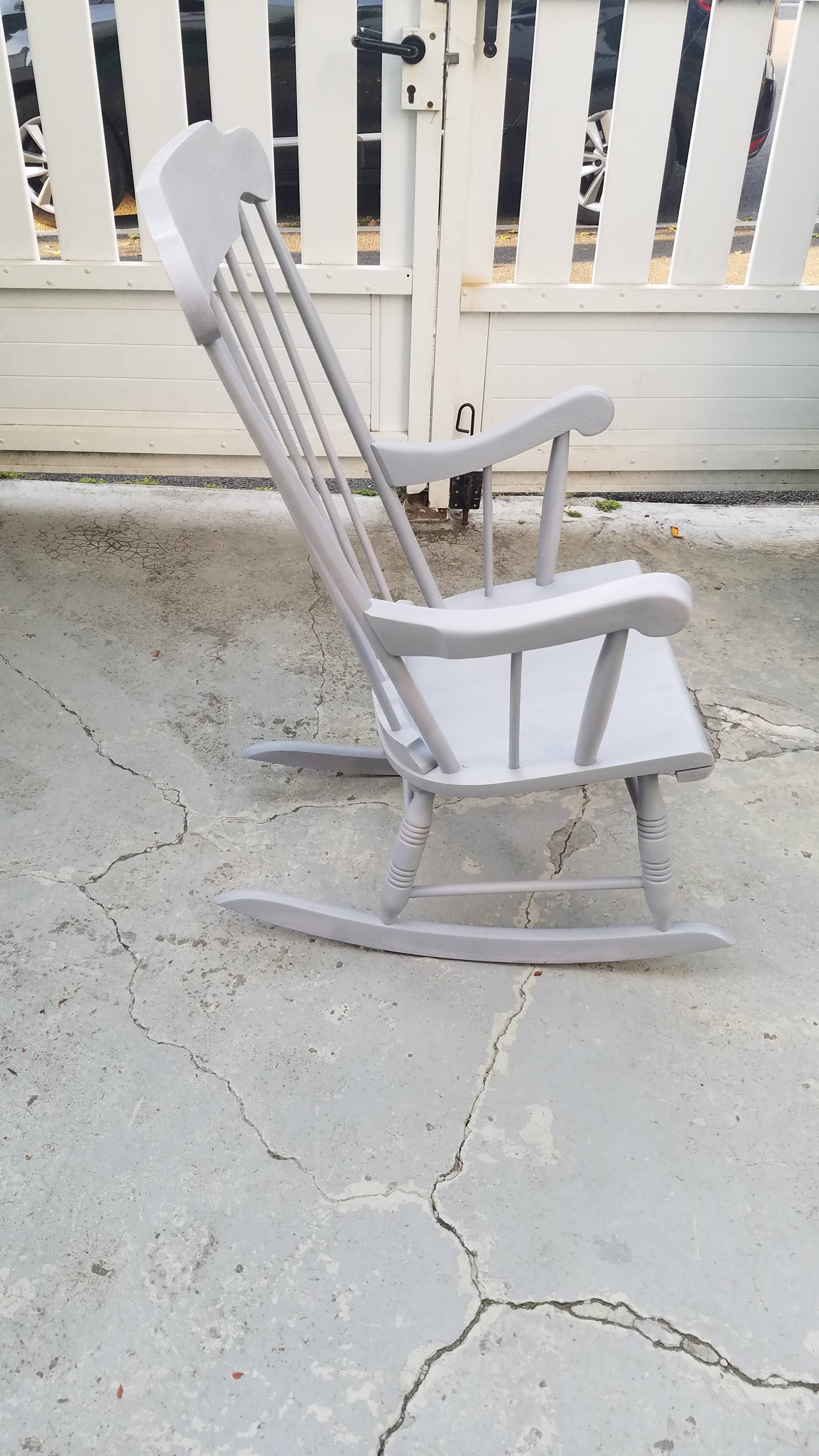 Rocking chair