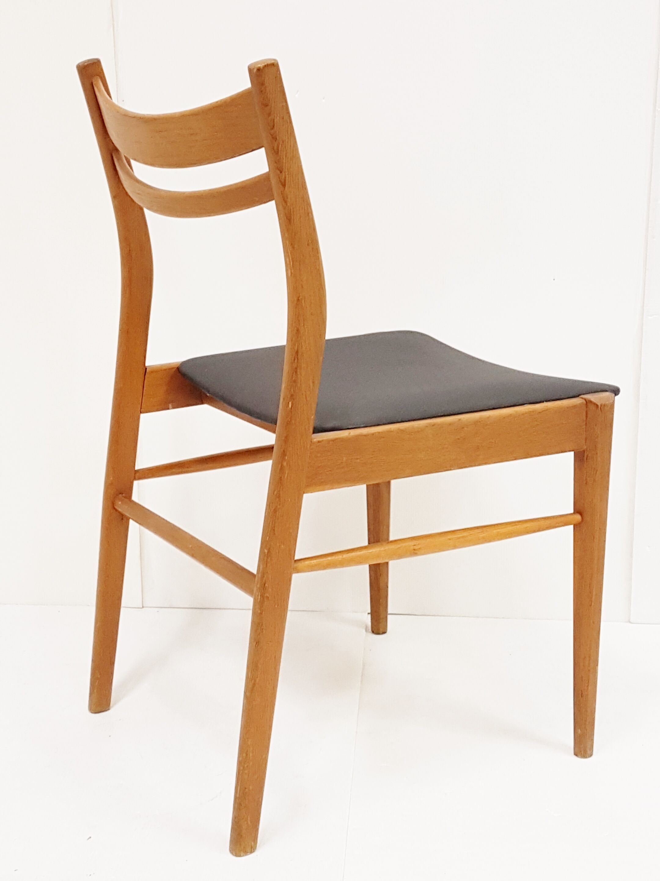 Set of 4 chairs scandinavian 1960