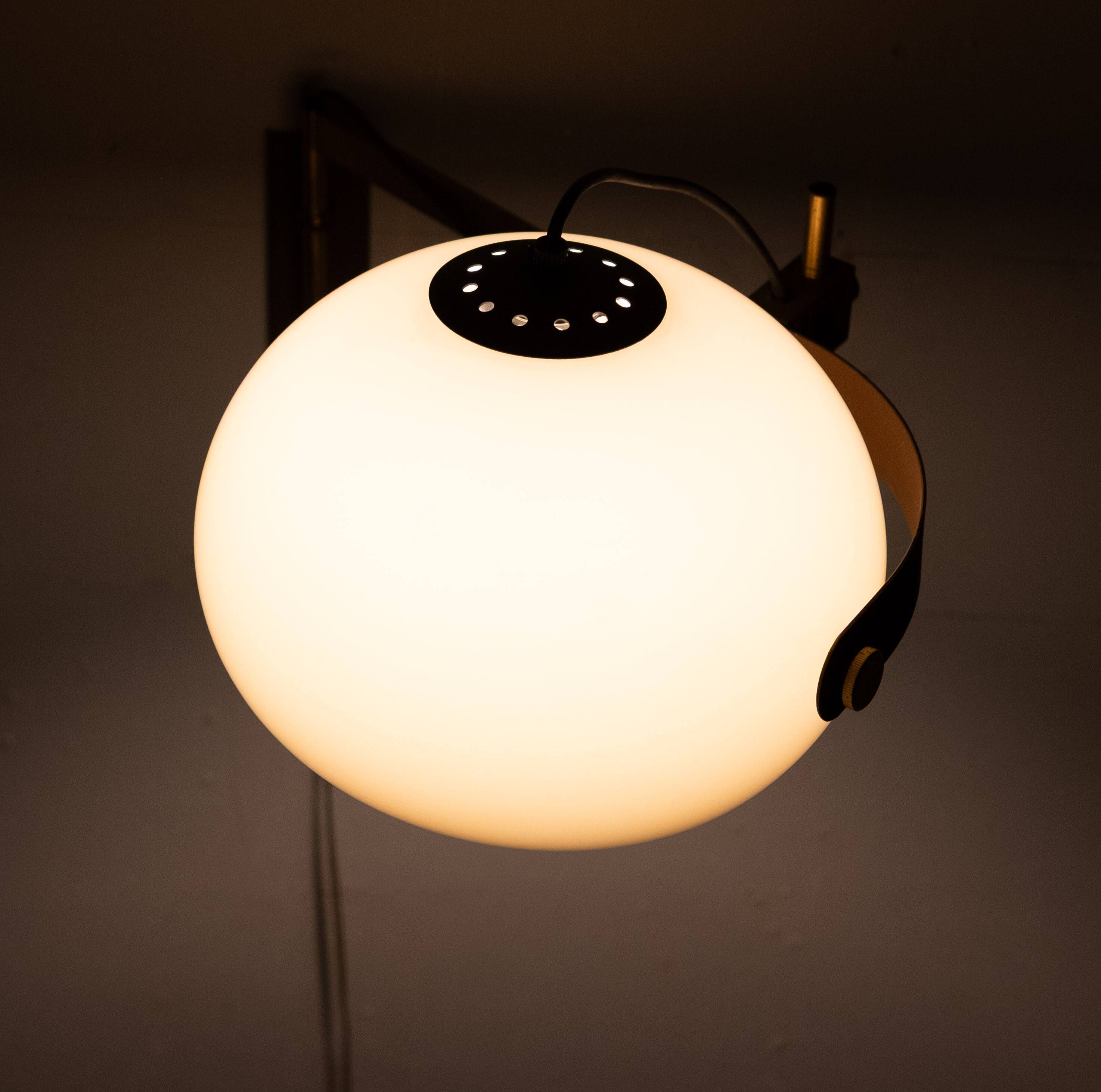 Dijkstra spring arm Wall Lamp 1970s Holland