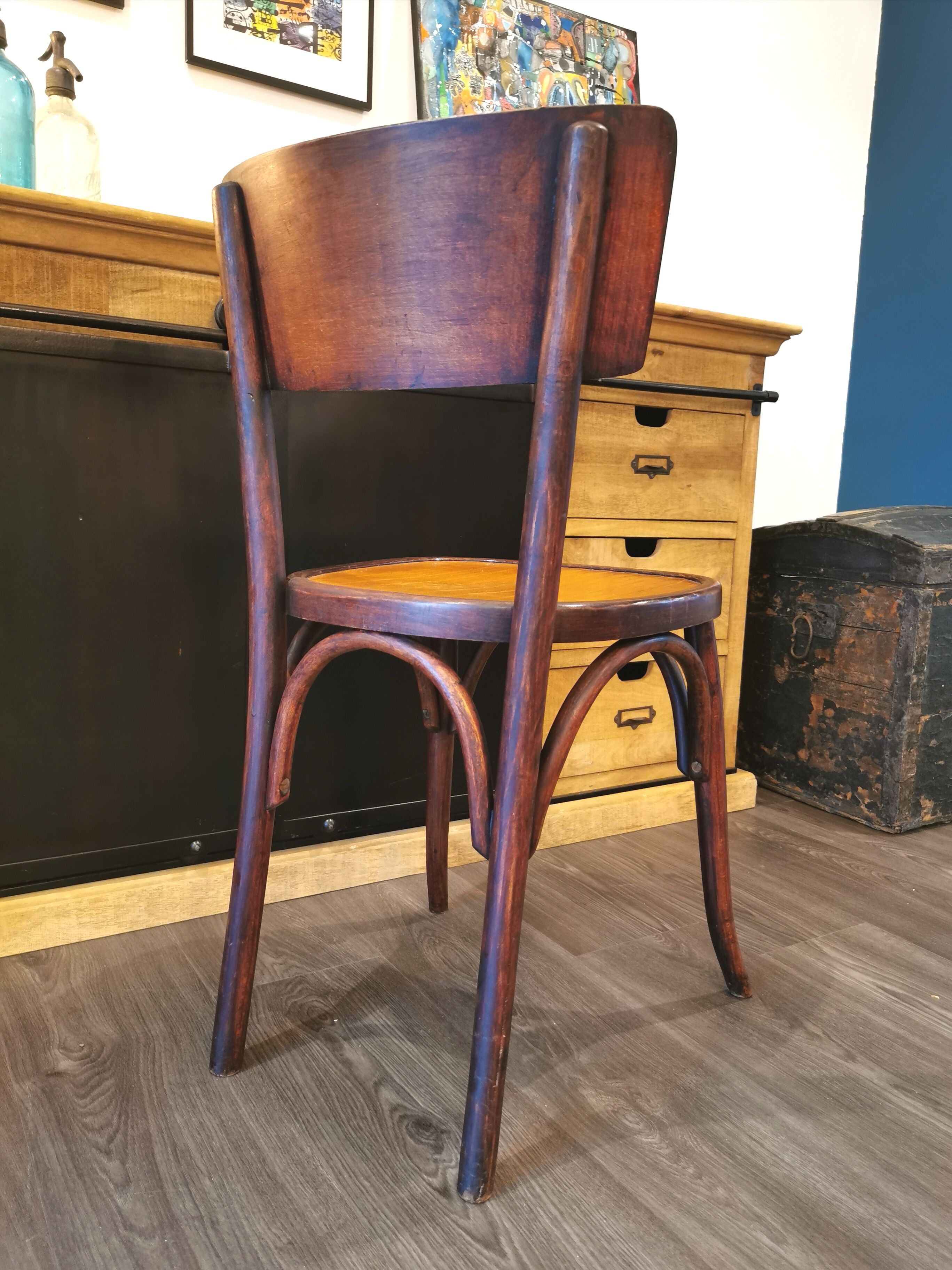 Series of 6 mismatched bistro chairs Baumann and Mahieu