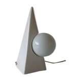 White ceramic piramid table lamp