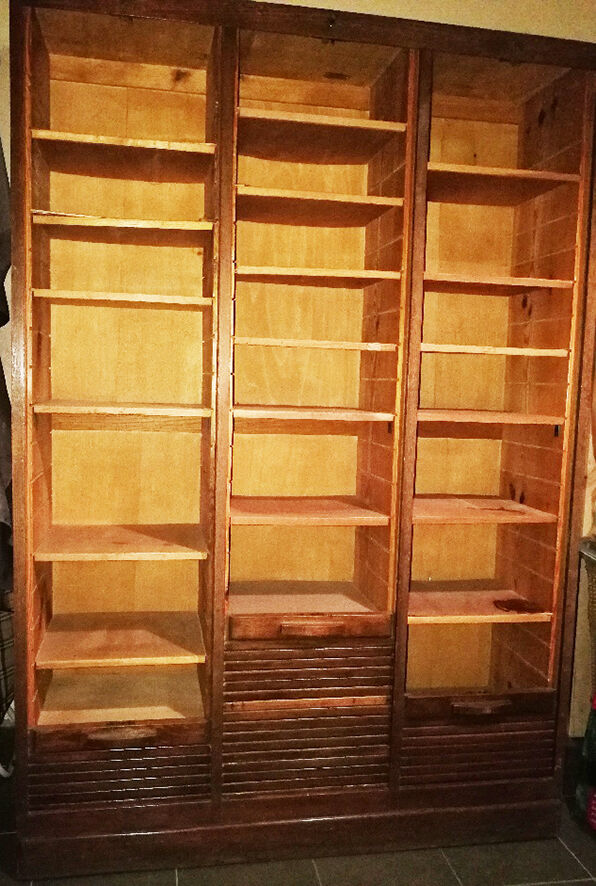 Meuble classeur à triple rideau vintage en bois