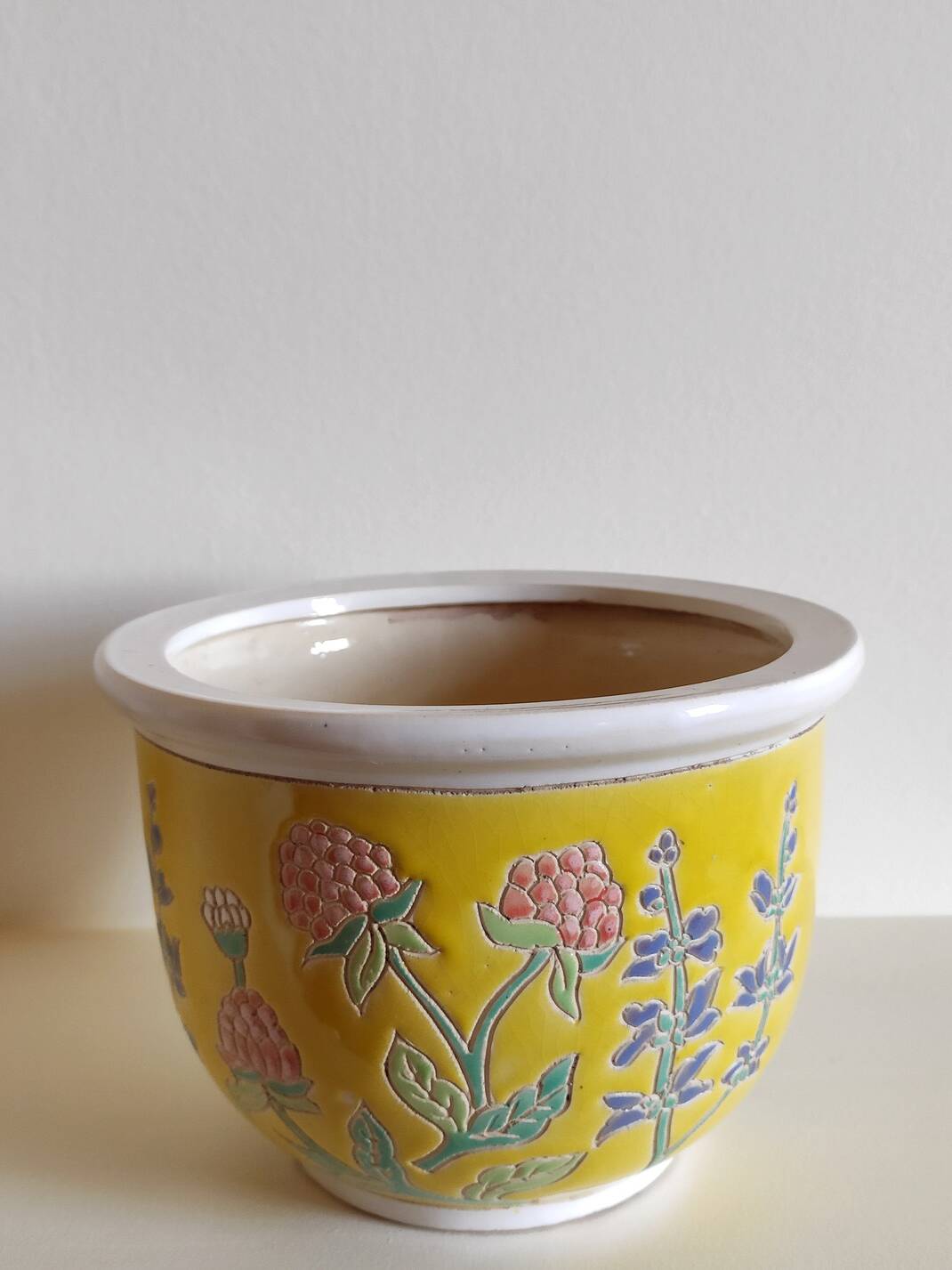 Vintage enameled pot cover