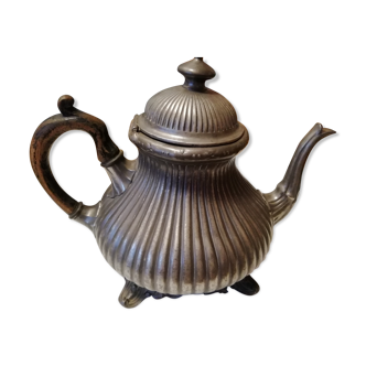 Tin teapot