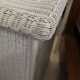 Chest of drawers in rattan