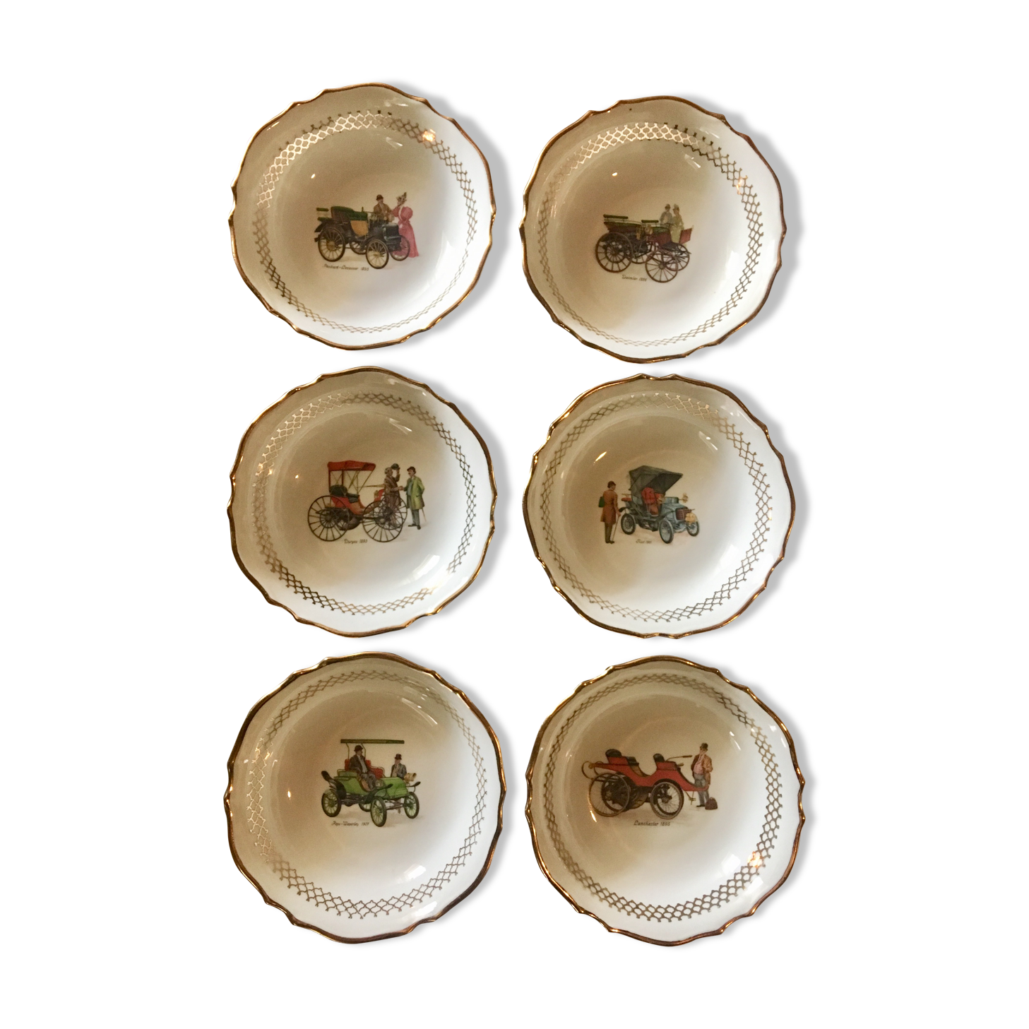 6 small hollow plates in white porcelain pattern vintage cars