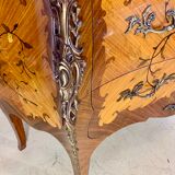 Curved chest of drawers Louis XV style in marquetry